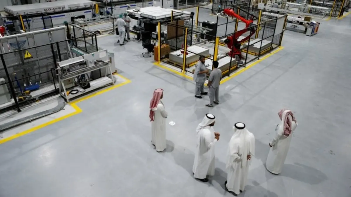 حجم العمالة في القطاع الصناعي بالسعودية 2024